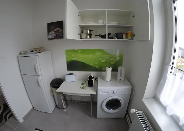 Clean & Central 2 Room Apartment 50M²